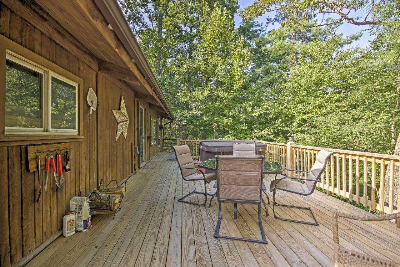 Secluded Stanardsville Cabin With 10 Acres And Hot Tub Exteriér fotografie