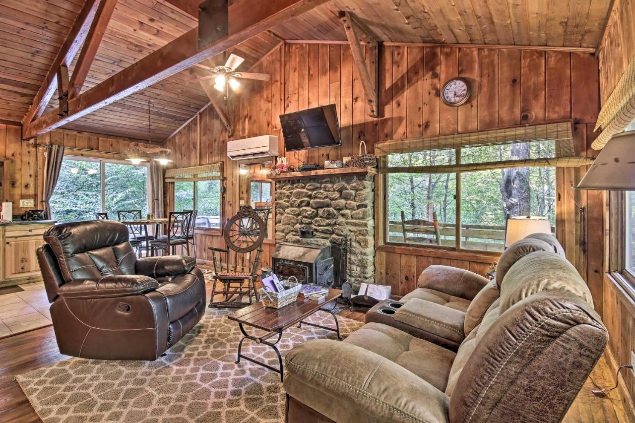 Secluded Stanardsville Cabin With 10 Acres And Hot Tub Exteriér fotografie
