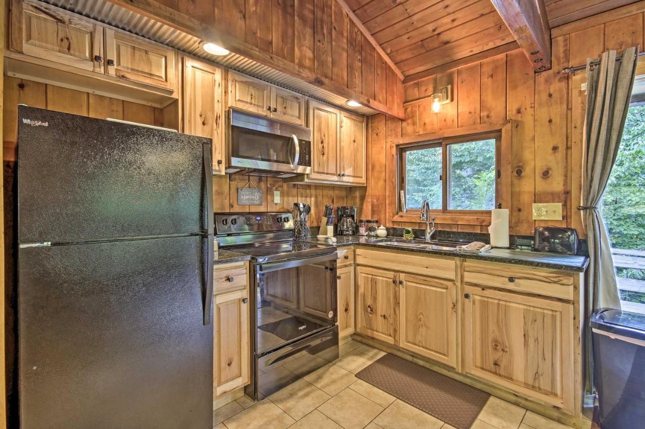 Secluded Stanardsville Cabin With 10 Acres And Hot Tub Exteriér fotografie