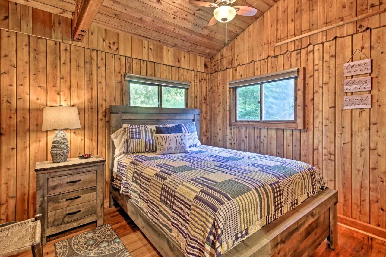 Secluded Stanardsville Cabin With 10 Acres And Hot Tub Exteriér fotografie